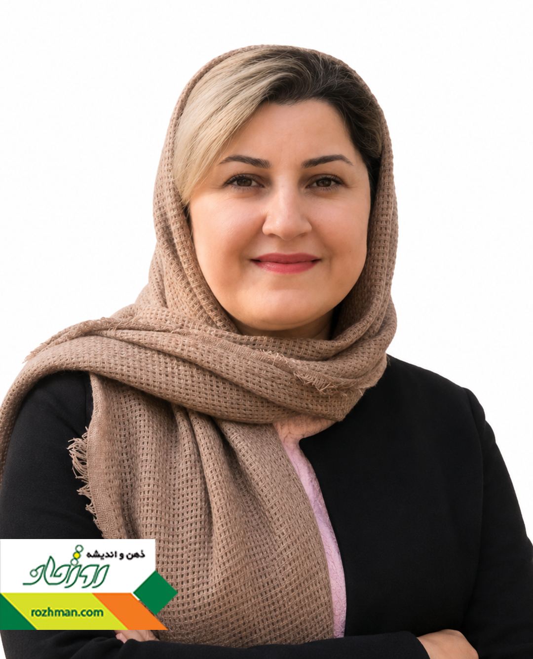 زهرا نادری
